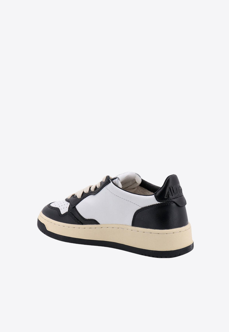 Medalist Low-Top Sneakers