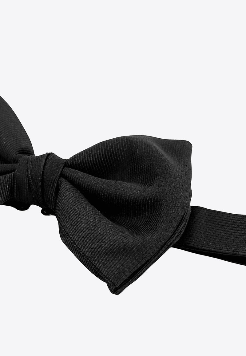 Essential Silk Bow Tie