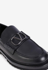VLogo Plaque Leather Loafers