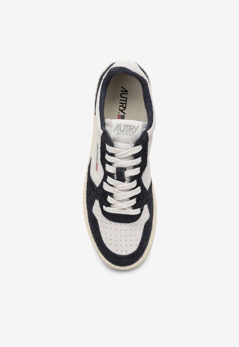 Medalist Low-Top Sneakers