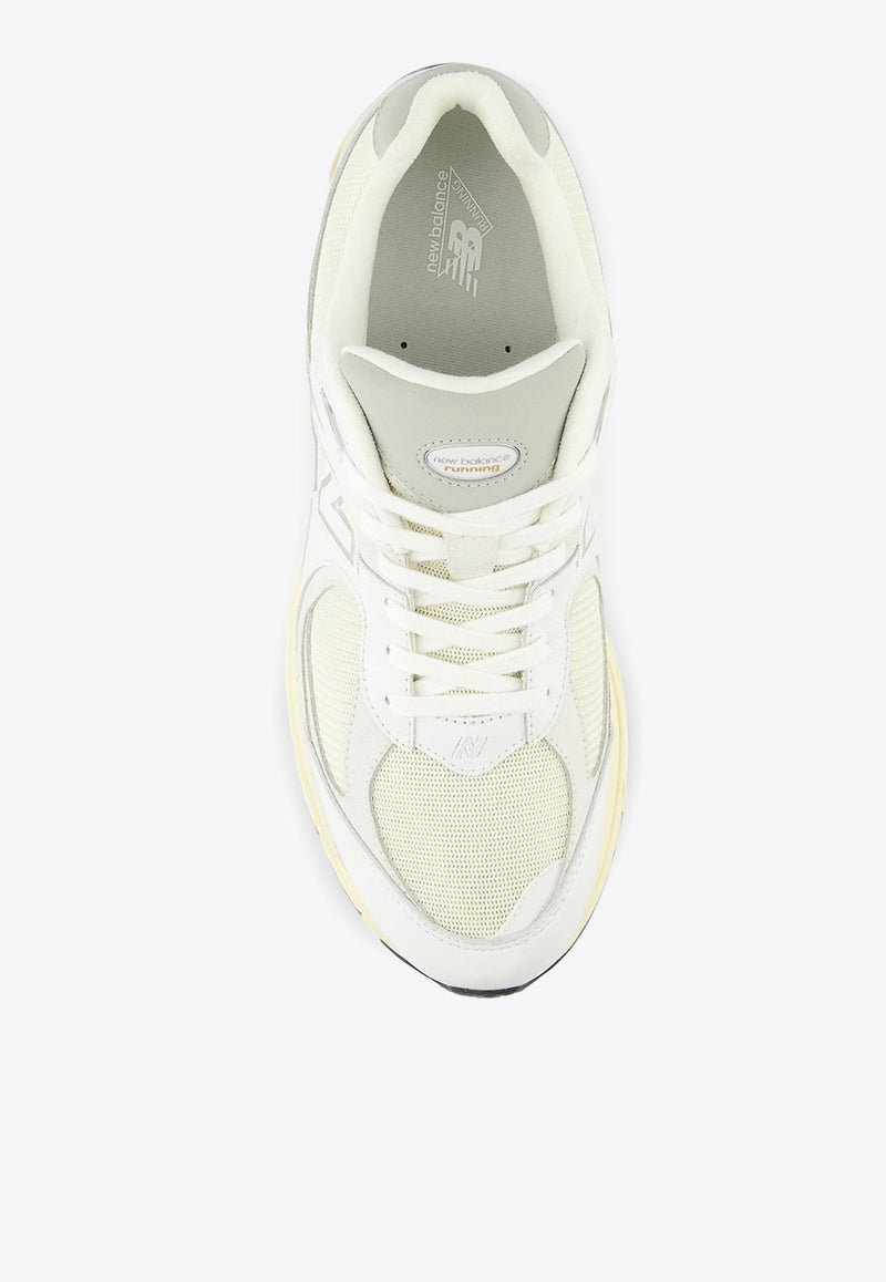 2002R Low-Top Sneakers in Vintage White